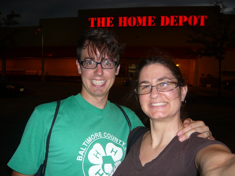 Big Weekend and 1st Trip to The Home Depot. Siri and Mike at Home Depot for the 1st Time